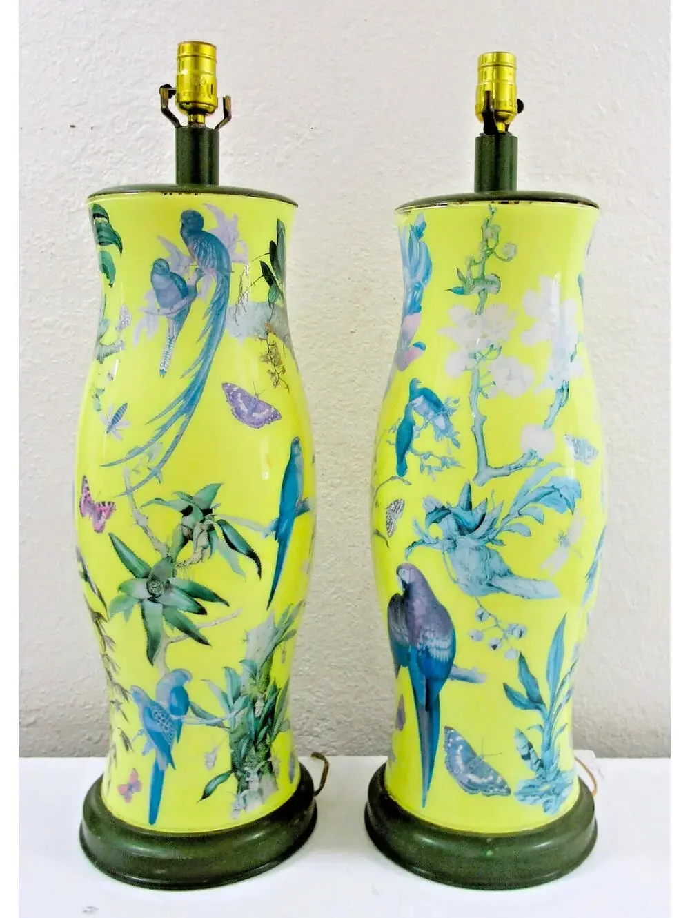 Pair of English Mid-Century Palm Beach Reverse Decoupage Botanical Table Lamps